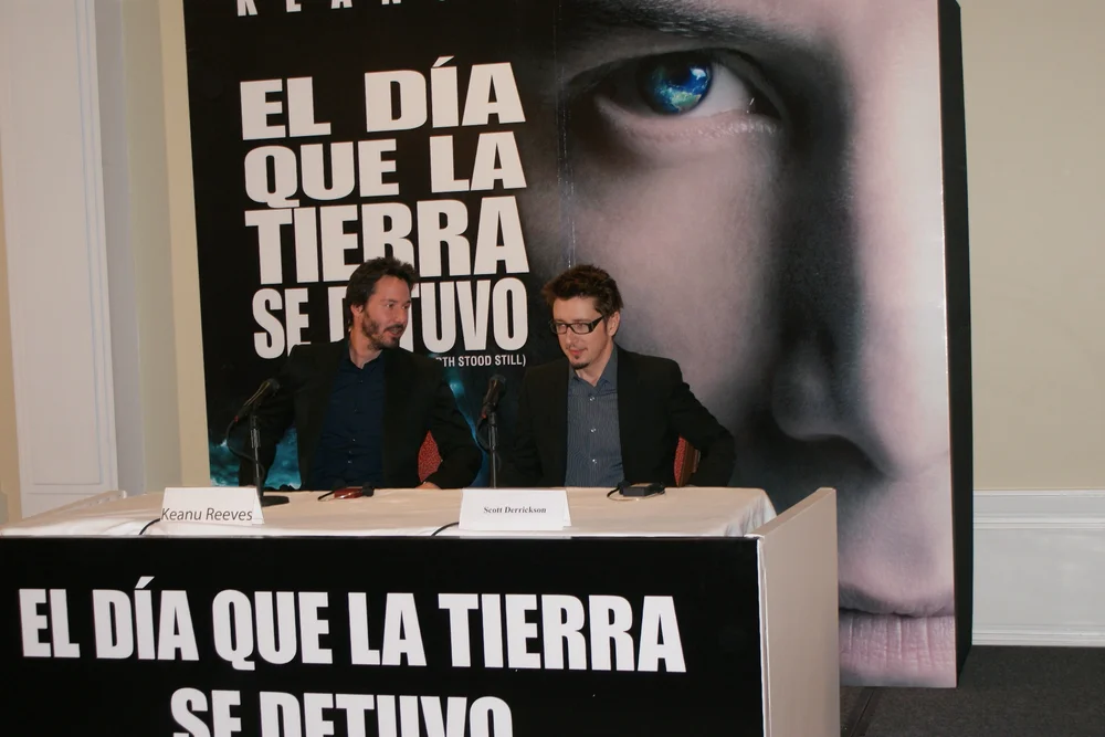 Keanu Reeves and director Scott Derrickson promoting the 2008 remake